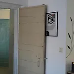 * * * Donjon Du Bijoutier * * * Wifi+clim+terrasse Апартаменты *