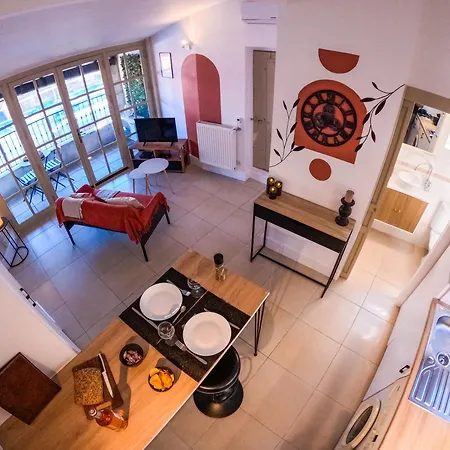 * * * Donjon Du Bijoutier * * * Wifi+clim+terrasse *
