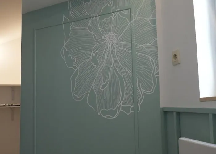 * * * Donjon Du Bijoutier * * * Wifi+clim+terrasse * Beaucaire (Gard)