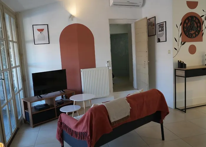 Διαμέρισμα * * * Donjon Du Bijoutier * * * Wifi+clim+terrasse *