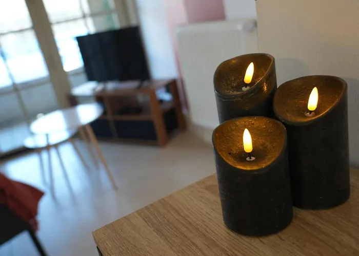 * * * Donjon Du Bijoutier * * * Wifi+clim+terrasse Διαμέρισμα Beaucaire (Gard)