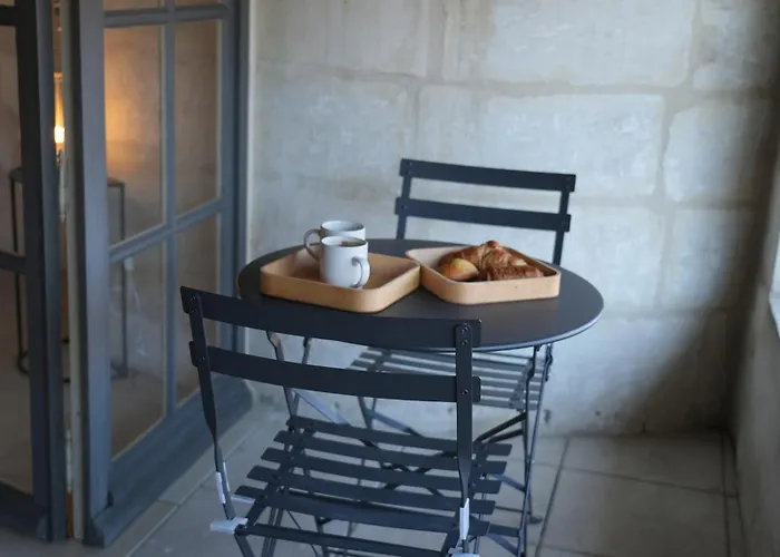 * * * Donjon Du Bijoutier * * * Wifi+clim+terrasse