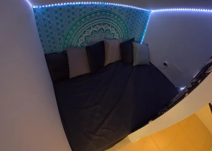 * * * Donjon Du Bijoutier * * * Wifi+clim+terrasse *