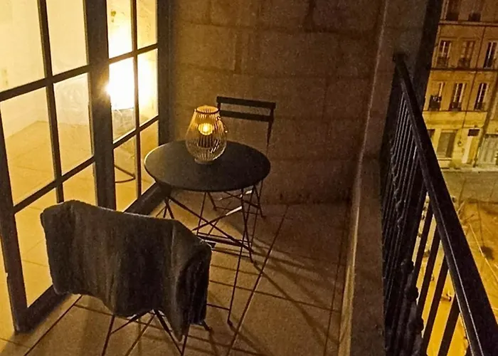* * * Donjon Du Bijoutier * * * Wifi+clim+terrasse Διαμέρισμα Beaucaire (Gard)